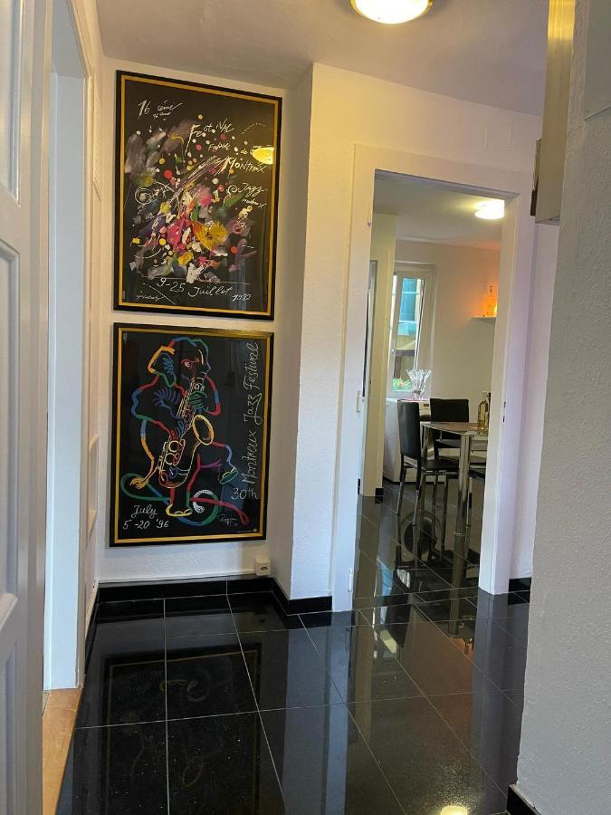 Schone Wohnung In Sierre Esterno foto