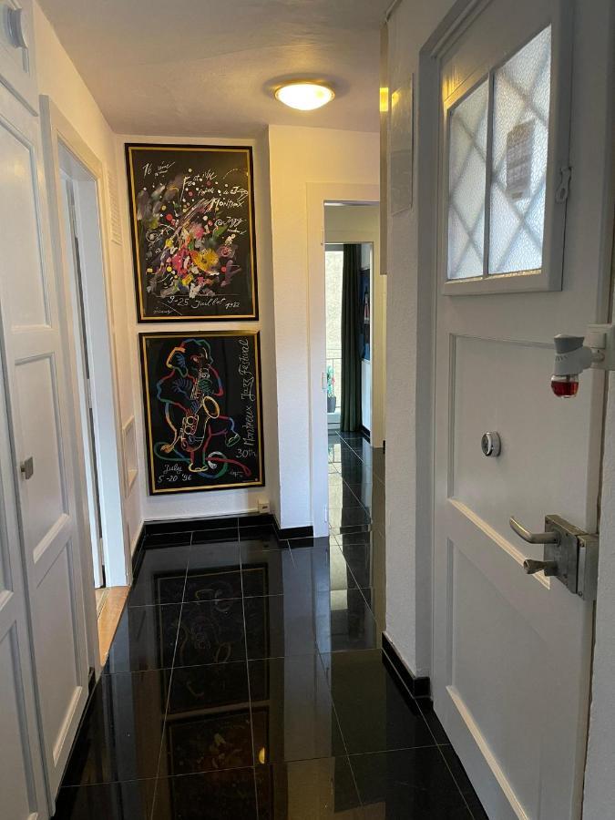 Schone Wohnung In Sierre Esterno foto